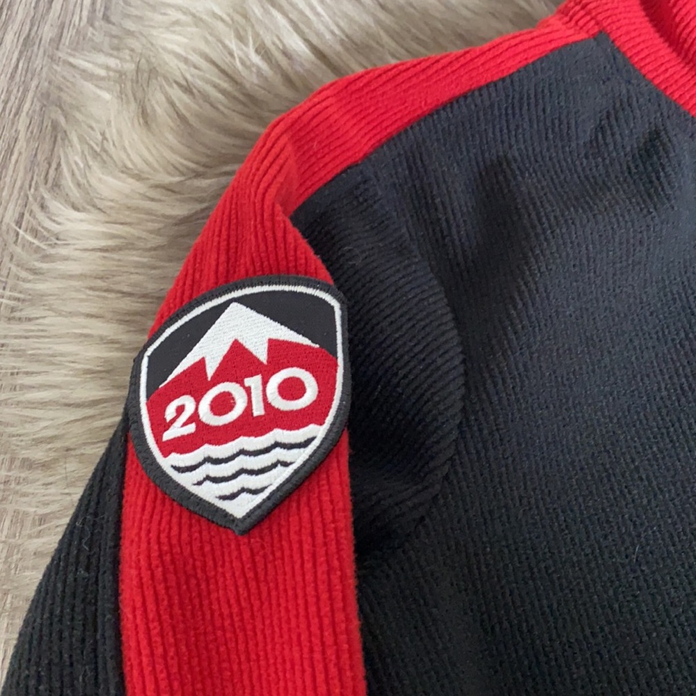 🇨🇦 Hudson Bay Team Canada 2010 Olympics 1/2 Zip Sweater - Picture 2 of 10